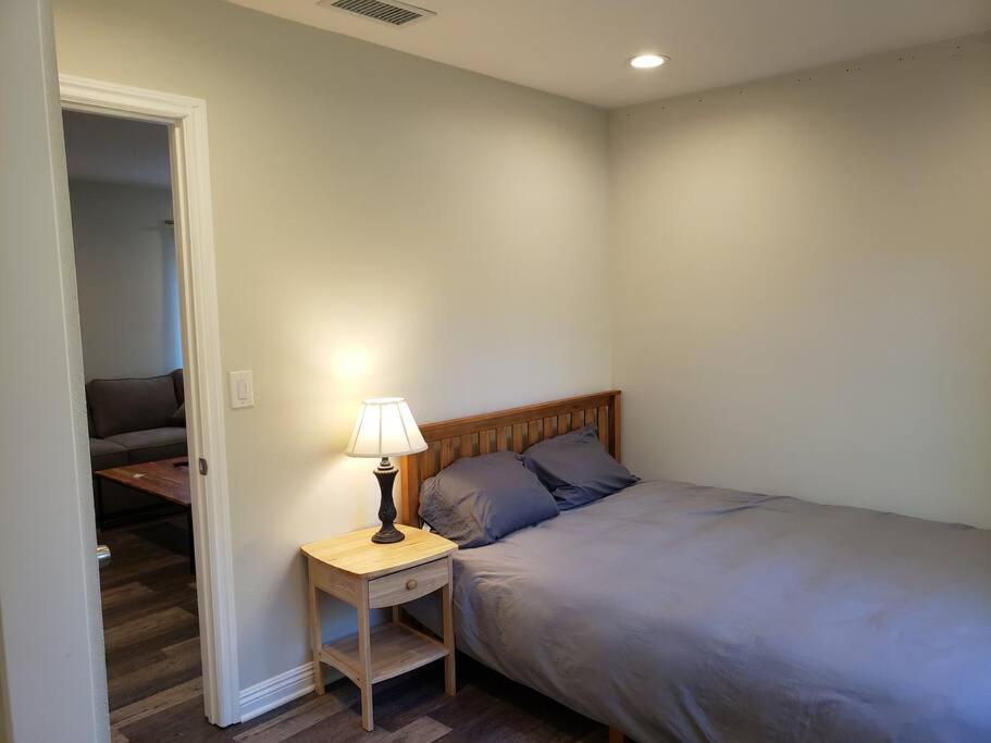 Bouganvilla 4-Bedroom, 2-Baths, Single Family House Thousand Oaks Exterior foto